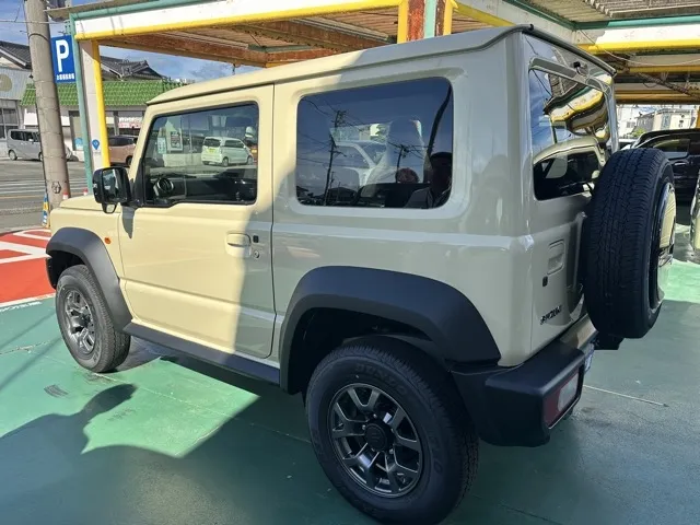ジムニーシエラ(スズキ)JC AT登録済未使用車 2