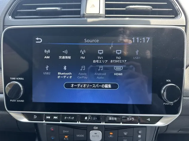 リーフ(ニッサン)Ｘ中古車 19