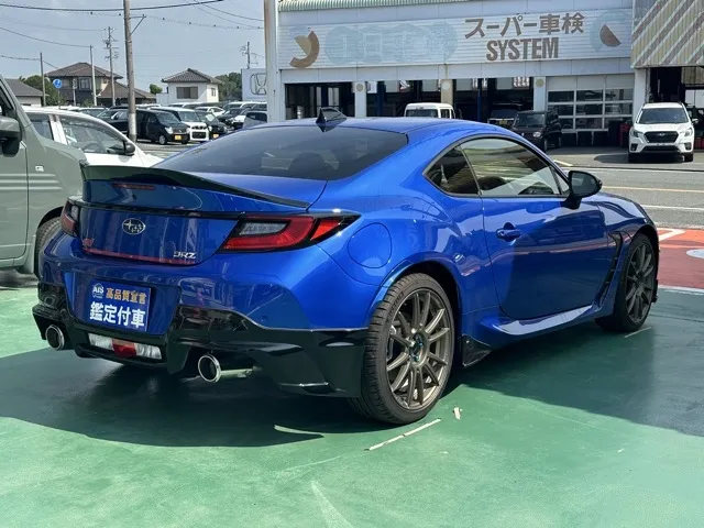 BRZ(スバル)STIスポーツ 6MT中古車 9