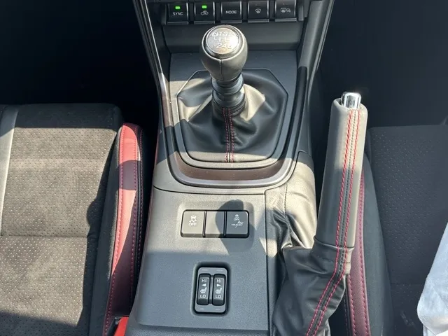 BRZ(スバル)STIスポーツ 6MT中古車 20