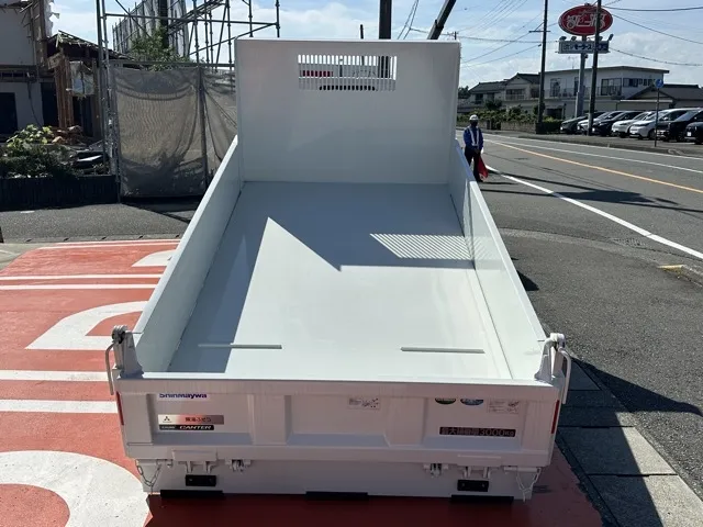 キャンター(三菱)３ｔ ローダースライドダンプレンタ登録済未使用車 10