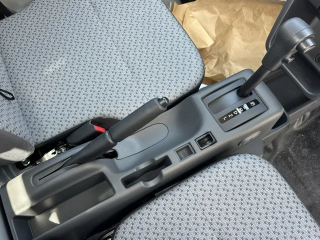 キャリートラック(スズキ)KC 4WD AT届出済未使用車 14