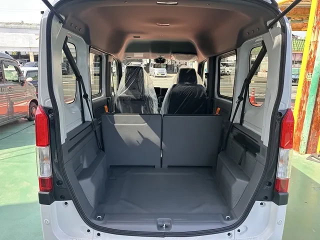 N-VAN(ホンダ)Gタイプ AT ４WD届出済未使用車 9