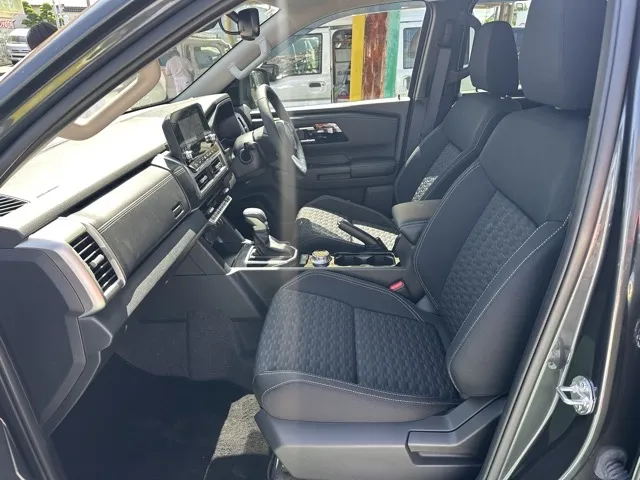 トライトン(三菱)GLS中古車 10