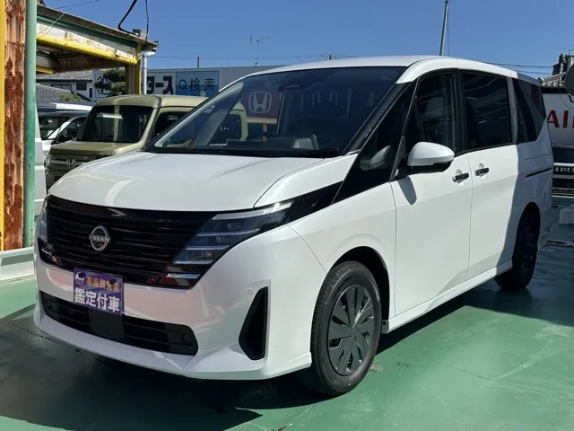 セレナ(ニッサン)eパワーX アラウンドビューモニター 左PSD登録済未使用車 1