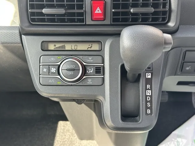 タント(ダイハツ)X中古車 18