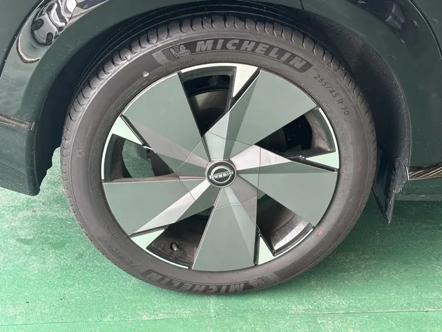 アリア(ニッサン)B9 e-4ORCE リミテッド中古車 10