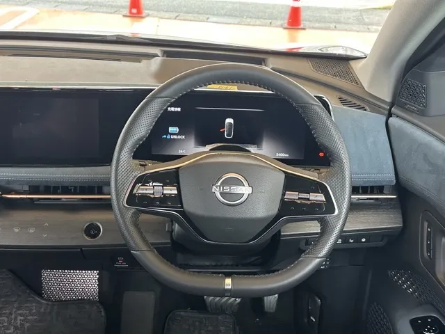 アリア(ニッサン)B9 e-4ORCE リミテッド中古車 7