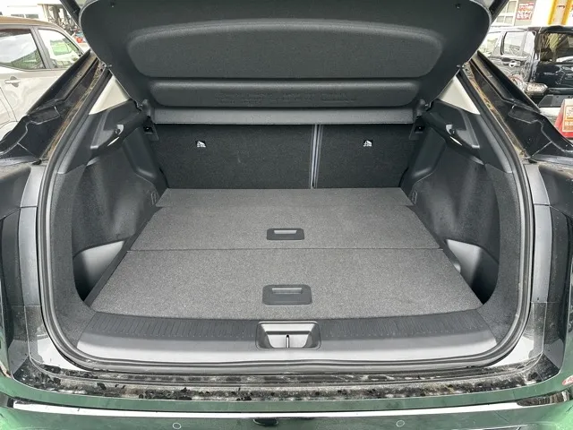 アリア(ニッサン)B9 e-4ORCE リミテッド中古車 8