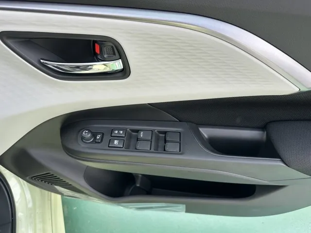 スイフト(スズキ)ハイブリッドMZ登録済未使用車 11
