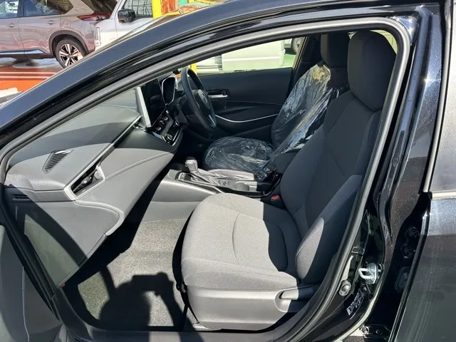 カローラ(トヨタ)G登録済未使用車 3