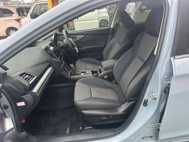 XV(スバル)2.0e-S アイサイト中古車 3