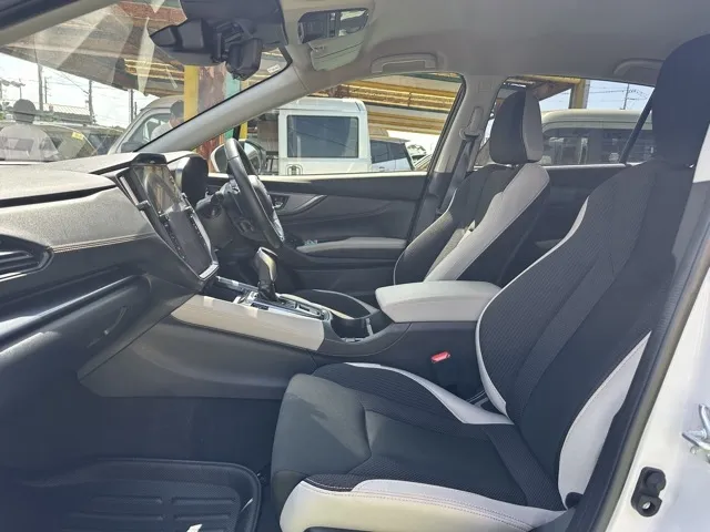 レヴォーグ(スバル)リミテッド EX中古車 3