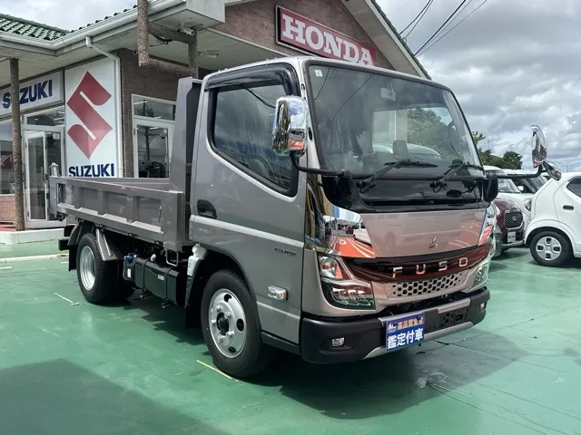 キャンター(三菱)全低床キョウカダンプ ３ｔ登録済未使用車 23
