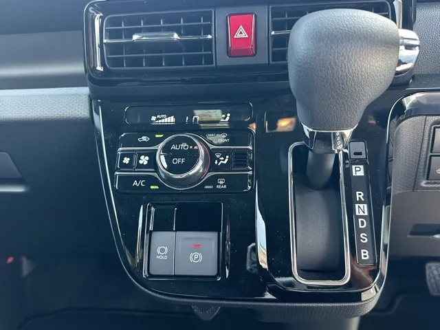 タント(ダイハツ)X届出済未使用車 16