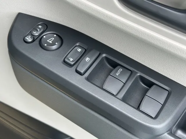 N-BOX(ホンダ)N-BOX届出済未使用車 13