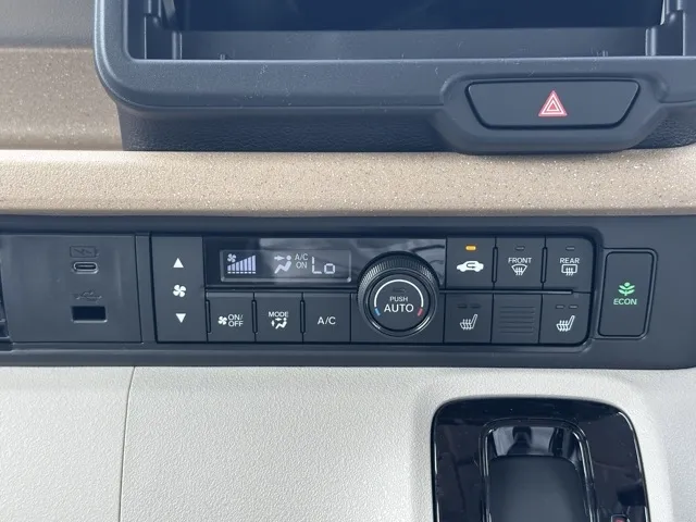 N-BOX(ホンダ)N-BOX届出済未使用車 16