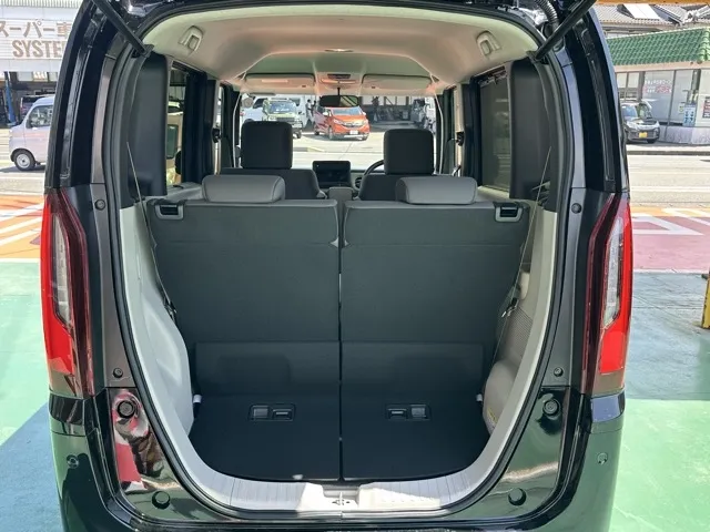 N-BOX(ホンダ)N-BOX コンフォートＰ届出済未使用車 10