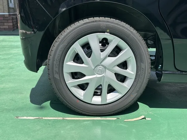 N-BOX(ホンダ)N-BOX コンフォートＰ届出済未使用車 13