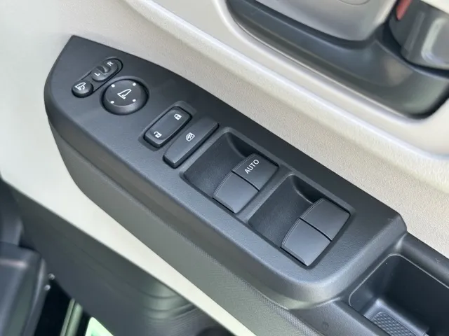 N-BOX(ホンダ)N-BOX コンフォートＰ届出済未使用車 14