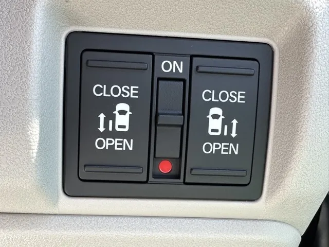 N-BOX(ホンダ)N-BOX コンフォートＰ届出済未使用車 15