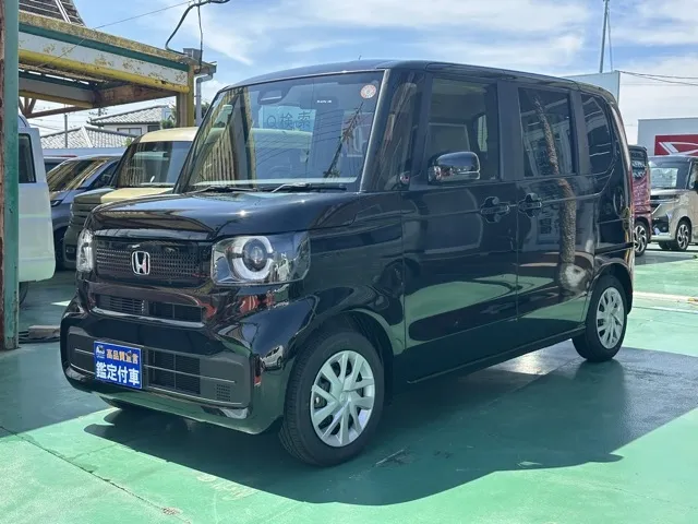 N-BOX(ホンダ)N-BOX コンフォートＰ届出済未使用車 1