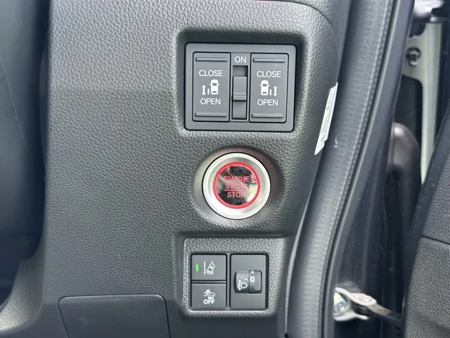 N-BOX(ホンダ)ＬターボレンタＵＰ 13