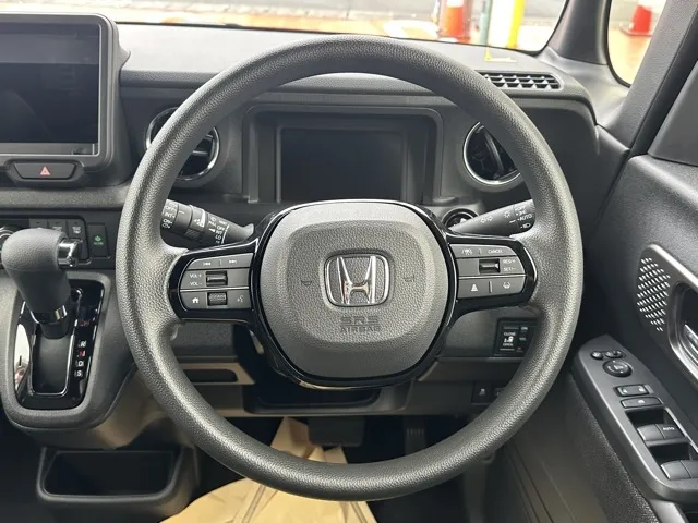 N-BOX(ホンダ)N-BOXカスタム届出済未使用車 6