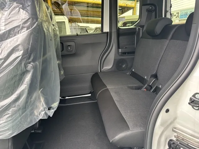 N-BOX(ホンダ)N-BOXカスタム 両側PSD届出済未使用車 4