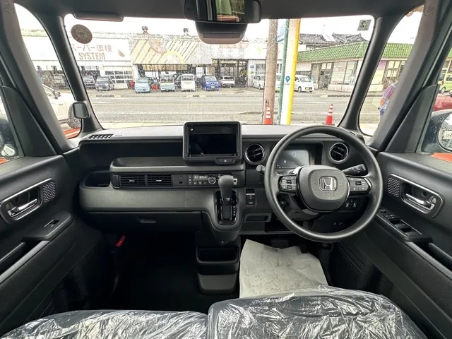 N-BOX(ホンダ)N-BOXカスタム 両側PSD届出済未使用車 5