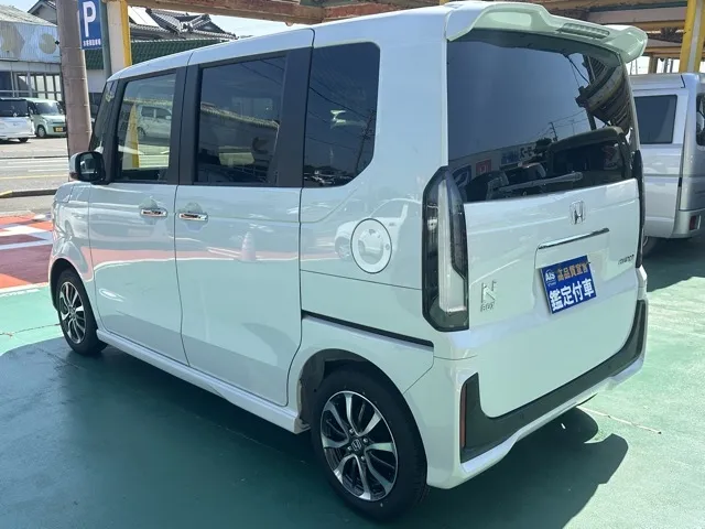 N-BOX(ホンダ)N-BOXカスタム 両側PSD届出済未使用車 2