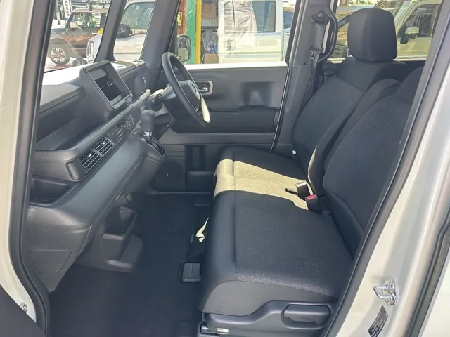 N-BOX(ホンダ)N-BOXカスタム 両側PSD届出済未使用車 3
