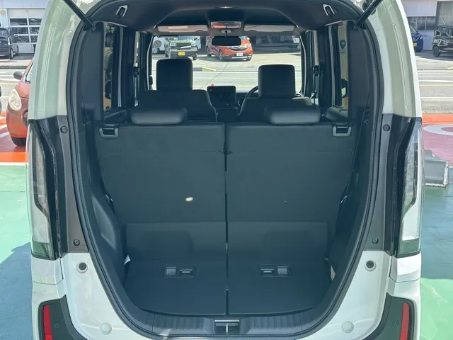 N-BOX(ホンダ)N-BOXカスタムターボ届出済未使用車 10