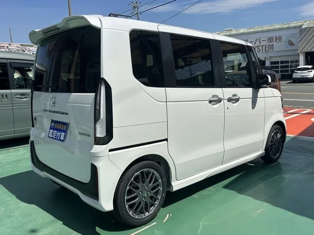 N-BOX(ホンダ)N-BOXカスタムターボ届出済未使用車 12