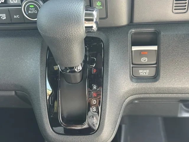 N-BOX(ホンダ)N-BOXカスタムターボ届出済未使用車 17