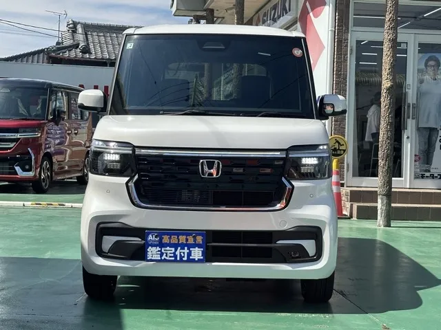 N-BOX(ホンダ)N-BOXカスタムターボ届出済未使用車 25