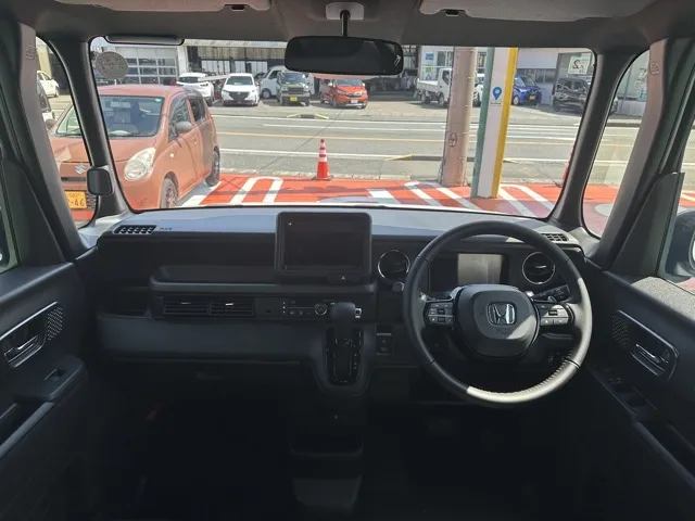 N-BOX(ホンダ)N-BOXカスタムターボ届出済未使用車 5