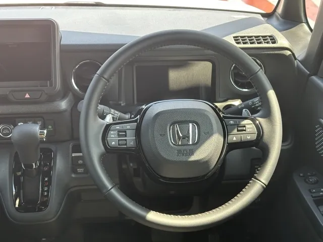 N-BOX(ホンダ)N-BOXカスタムターボ届出済未使用車 6