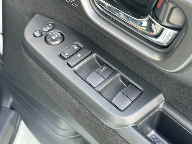 N-BOX(ホンダ)N-BOXカスタムターボ届出済未使用車 14