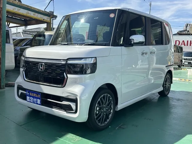 N-BOX(ホンダ)N-BOXカスタムターボ届出済未使用車 1