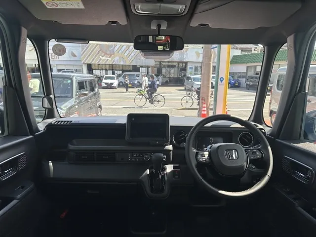 N-BOX(ホンダ)N-BOXカスタムターボ届出済未使用車 5