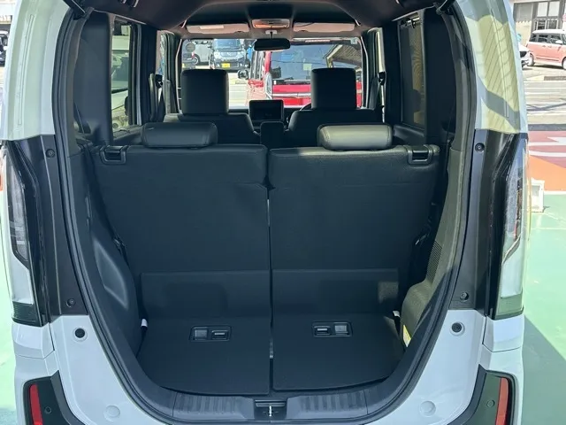 N-BOX(ホンダ)N-BOXカスタムターボディーラ-試乗車 10