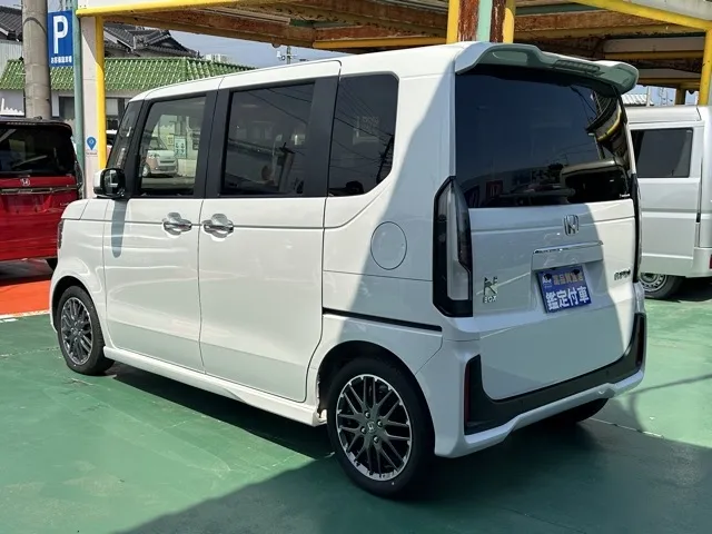 N-BOX(ホンダ)N-BOXカスタムターボディーラ-試乗車 2