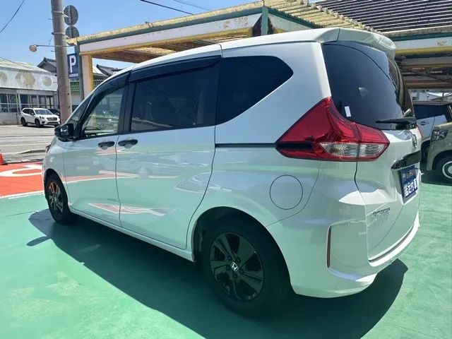 フリード(ホンダ)G BLACK STYLE中古車 2