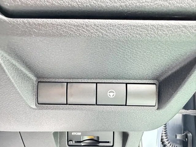 オーラ(ニッサン)ニスモ プロパイロット ナビ ワイヤレス充電登録済未使用車 17