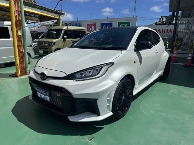 GRヤリス(トヨタ)RZ ４WD 6MT中古車 1