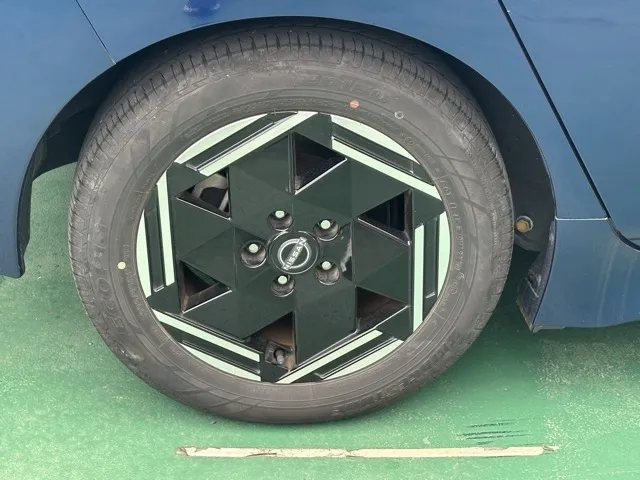 リーフ(ニッサン)Ｘ中古車 11