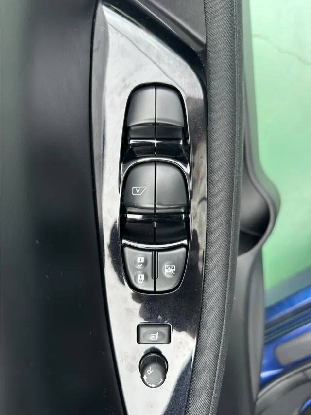 リーフ(ニッサン)Ｘ中古車 12