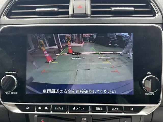 リーフ(ニッサン)Ｘ中古車 21