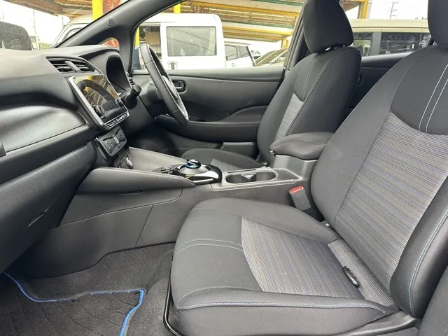 リーフ(ニッサン)Ｘ中古車 3